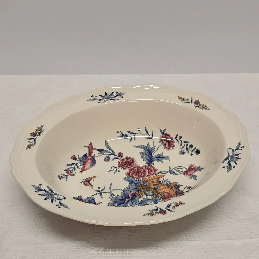 Wedgwood Williamsburg Potpourri Floral Oval Vegetable Serving Bowl NK510